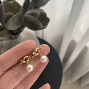Aretes Entrelazos Perla - Imagen 1